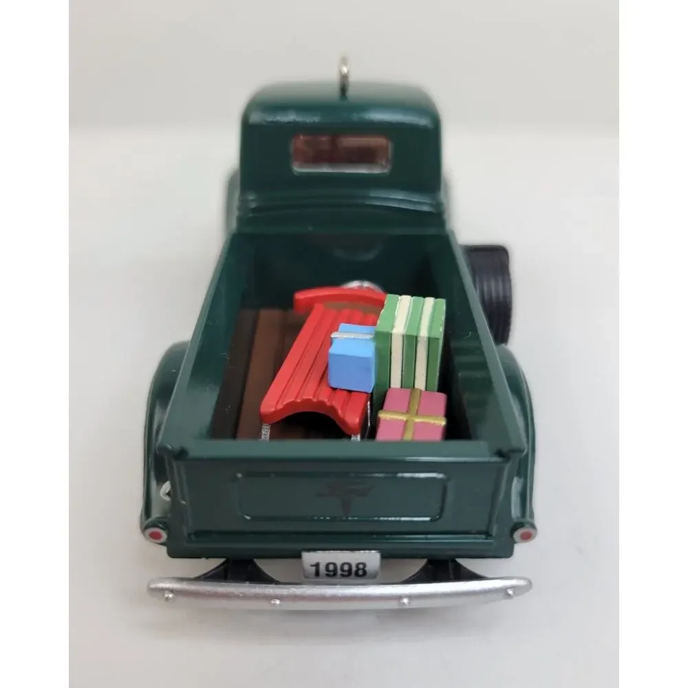 Hallmark Keepsake Ornament 1937 Ford V-8 Pickup All American Trucks #4 New Box